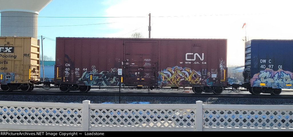 CN 405844